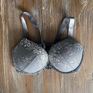 Victoria’s Secret Dream Angels Limited Edition Push Up Bra